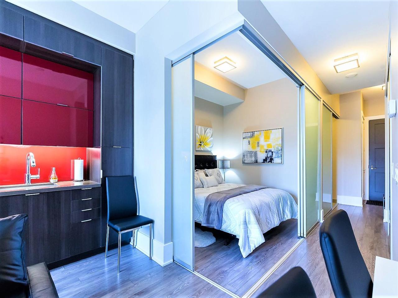 Upscale Suite At Cn Tower, Metro Convention & Rogers Centre Toronto Bagian luar foto